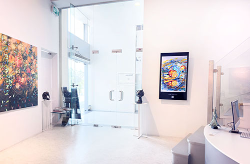 Ausstellung Tom Roger in Dubai Vereinigte Arabische Emirate